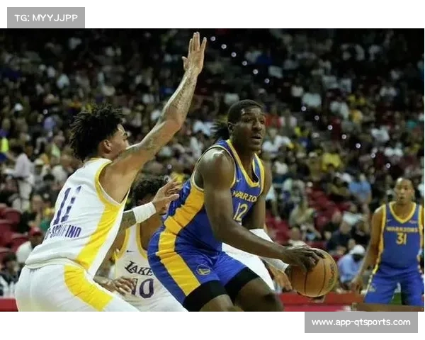 北控内线新援雷吉纳德·佩里：拥有CBA经历，进攻能力突出